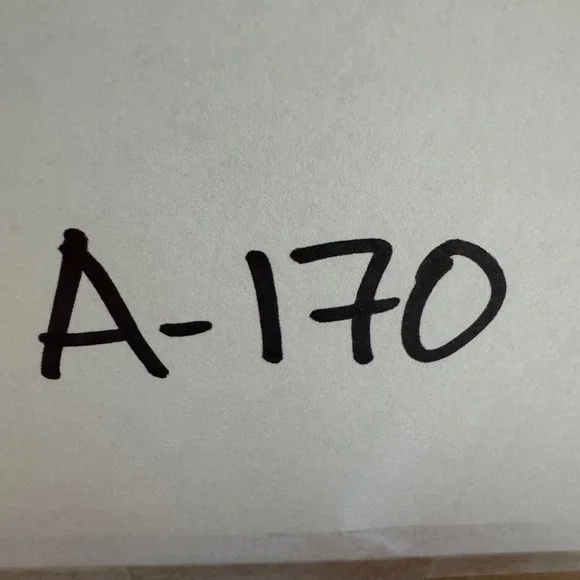 Sanrio Hello Kitty Red Graphic T-Shirt XL Apple Raw Hem Boxy Tee Womens 2024 Y2K - Picture 8 of 8